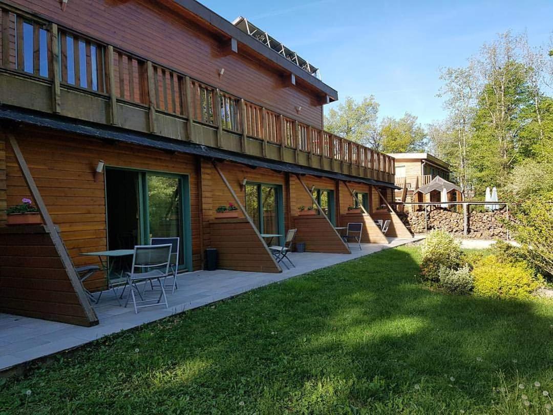 Ecolodge Les Sentiers Du Lac - Domaine De La Gaia Sorèze Exteriör bild